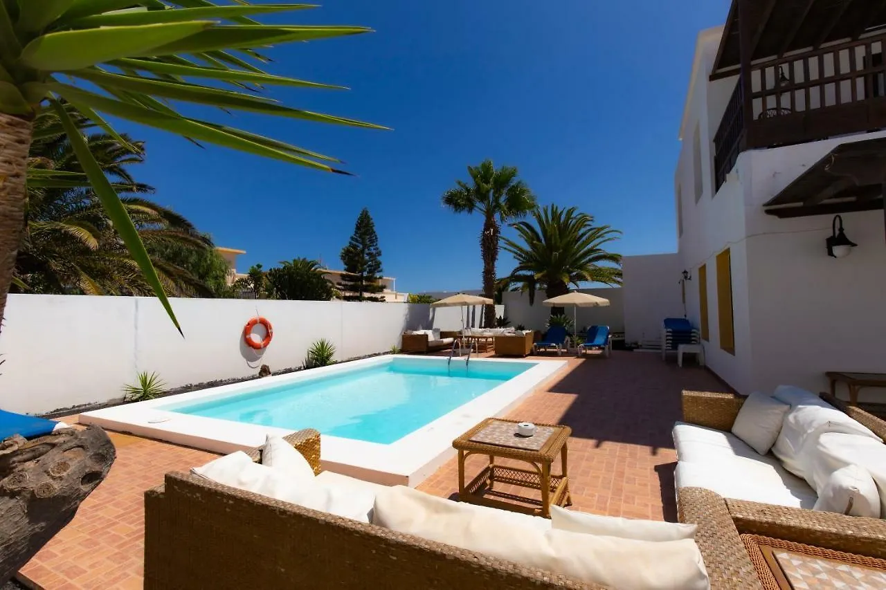 Villas Reina Costa Teguise